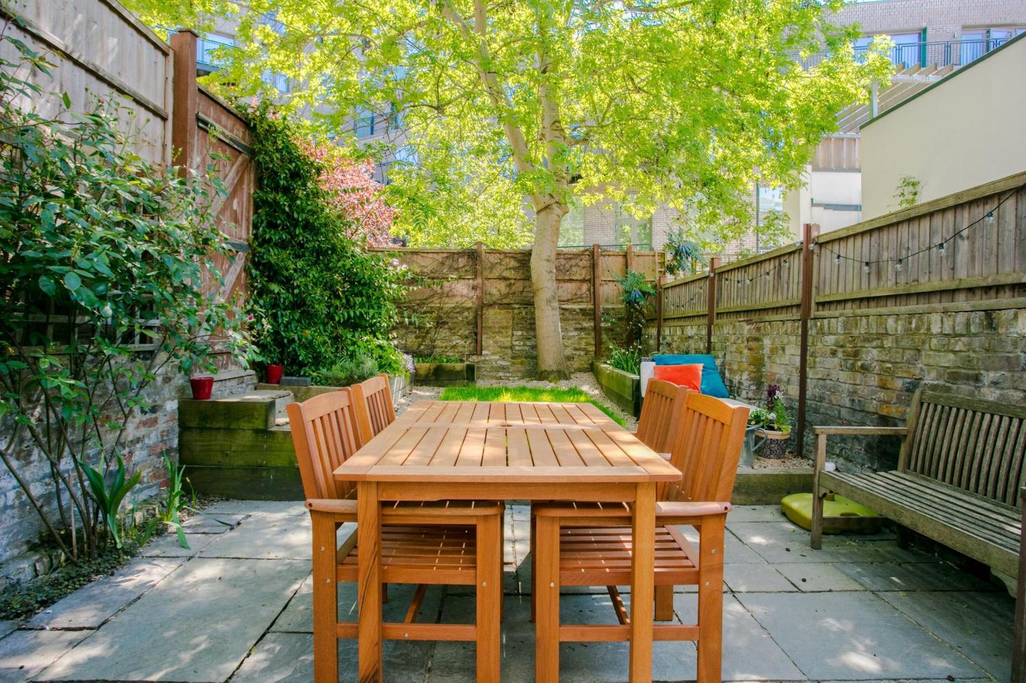 Modern Garden Apartment Camden London Exterior photo